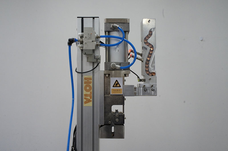 HEC1623A自動換帽機